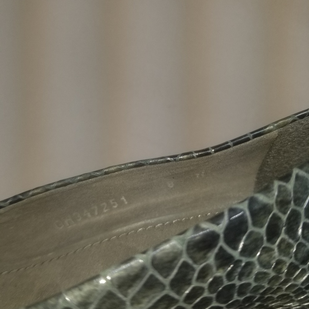 Stuart Weitzman heel - Picture 4 of 4